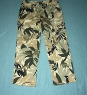 𝅺Hilliard & Hanson crop pants stretchy jungle print size 8