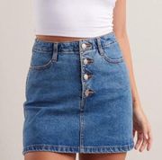 NWOT Garage Women's Retro Jean Mini Skirt Exposed Botton Fly sz. M