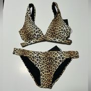 NWT Gianni Bini Leopard Cheetah 2 piece swim bikini set