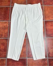 Akris White Stretchy Dress Pants