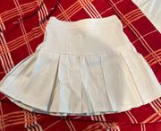 White tennis skirt 