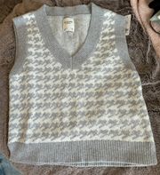 Sweater Vest