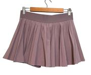 Aritzia TNA Women's Pleated Tennis Skort in Lavendar Purple