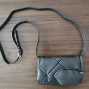 Kaiza leather Crossbody bag Color Black