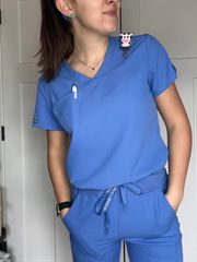 Tuck In Scrub Top - Ceil Blue