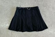 Black pleated mini skirt 