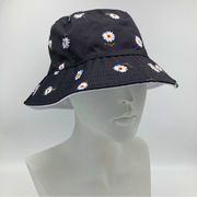 Alice + Olivia Daisy Print Reversible Nylon Bucket Hat