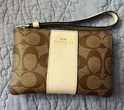 Wallet Wristlet