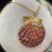 Seashell Pendant Necklace Gold Chain Necklace zigzag Scallop Shell Necklace
