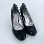 Sam & Libby Black Faux Leather Round Toe Pump