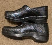 Womens Dansko Black Rainbow Stripe Professional Nurse Clogs Size EU 38 US 7