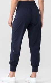 LULULEMON Athletica Midnight Navy Sun Setter Jogger Pant Size 4