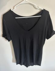 Lululemon V-Neck T-Shirt