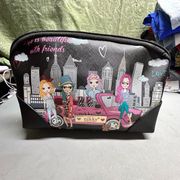 Nikky by Nicole Lee - cosmetic bag