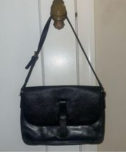 90’s Vintage 100% real leather black shoulder purse!
