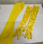 Yellow Gloves & Stocking Set