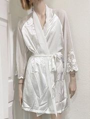 Vintage OSCAR DE LA RENTA White Satin/Sheer Bell Sleeve Appliqué Wedding Robe