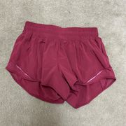 Lululemon shorts 2.5 length hotty hot