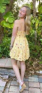 yellow  dress