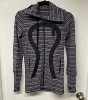 Lululemon  Stride Jacket Black Gray Stripes Galore Zip Up Hoodie Womens Size 2