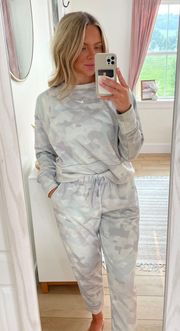 Women’s Sweatsuit