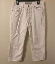 Womens American Eagle White Denim Jean Capris Straight Leg Size 10 23” Inseam