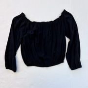 Brandy Melville  Womens Solid Black  Off The Shoulder Or On  - Crop Top One Size