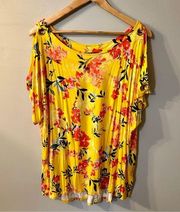 Cable & Gauge Yellow Floral Cold Shoulder Top w/ Grommets Size: 1X Summer
