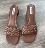 Steve Madden Brown Faux Leather Braided Sandals Size 9.5 Shoes Slip-On
