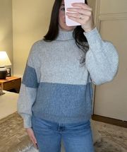 Vestique  Grey and Blue Knit Turtleneck Sweater Size Small