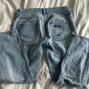 Girlfriend Cropped Jeans