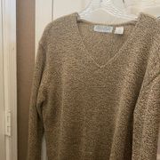 Carolyn Taylor v neck sweater large