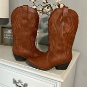 Western Cowboy Boots Womens 7.5 Mid Calf Cognac Brown Embroidered  Tennessee