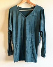 Garnet Hill Green Stretch V-Neck Relaxed Long Sleeve Tee Top Womens Size M