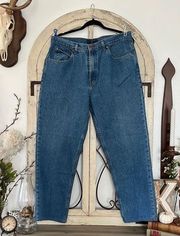 Vintage Medium Wash High Rise Straight Leg Saddlebred Jeans