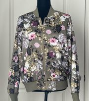 Green bomber jacket with flowers