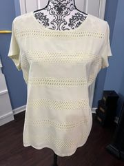 E.L.L.E. Yellow Size XL Yellow Short Sleeve Top