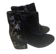 Kenneth Cole Black Renna Embroidered Velvet Boots Size 8.5