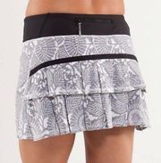 Lululemon  Run: Pace Setter Skirt Beachy Floral White Fossil / Black