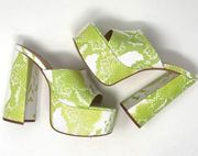 SCHUTZ Darah Platform Leather Sandal in Green NWOB Sz 8