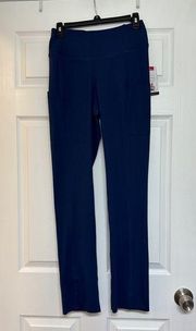 Wonder wink RENEW Navy straight leg yoga cargo scrub bottoms