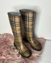 Haymarket Nova Check Rain Boots Size 35 USA 5