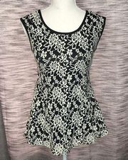 JULIE’s CLOSET SMALL BLACK AND CREAM TANK LACE BLOUSE