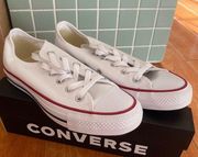 Converse NWT  Classic White Low Top Chuck Taylor