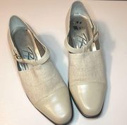 Major sale $24 was $34 Vintage linen block heeled shoe 2.5 inches Ross R…