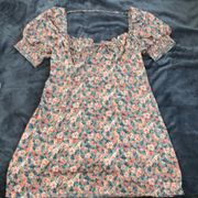 Triixxi sz XL beautiful floral print spring summer dress. figure flattering.