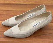 Vintage MANOLO BLAHNIK Stone Suede Gray Leather Classic Low Heel Pumps Size 35.5