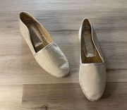 Johnston & Murphy Snakeskin NWOT snake scale tan and silver espadrille flats 9