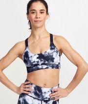 Soul by Soulcycle Tie Dye Podium Criss Cross Bra in Black and White