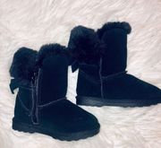 Seychelles bow back suede boots